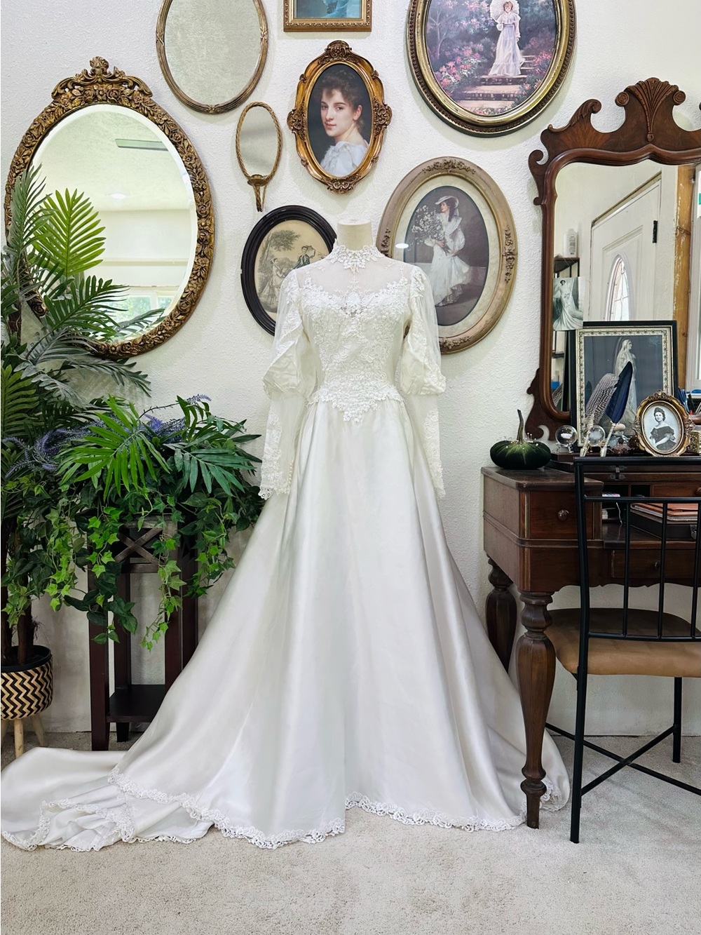 Alfred Angelo Ivory Lace High-Neck Long Sleeve Weddin…